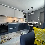 Apartmán Stylish Pepa With Free Parking - Opatija