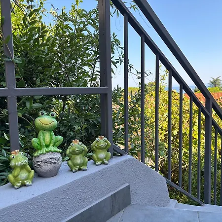 Stylish Pepa With Free Parking - Apartment Opatija