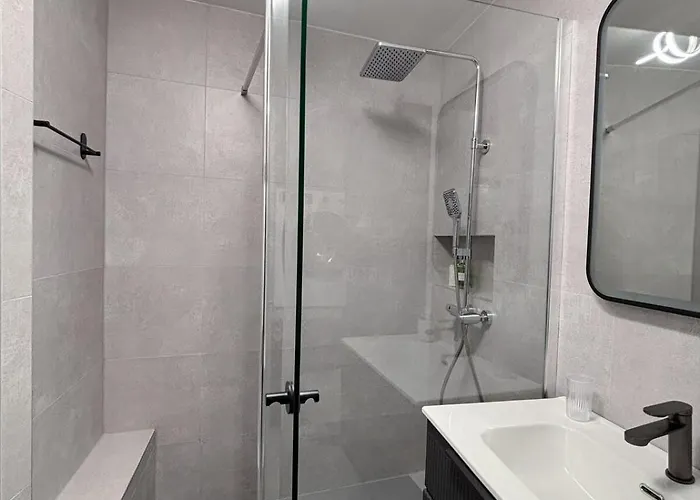 Stylish Pepa With Free Parking -