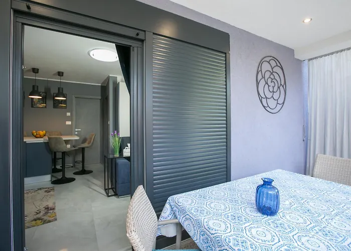 Stylish Pepa With Free Parking -