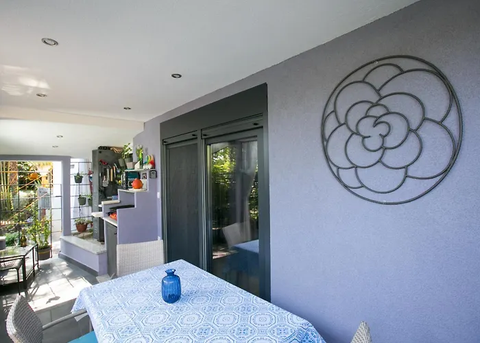 Stylish Pepa With Free Parking - *